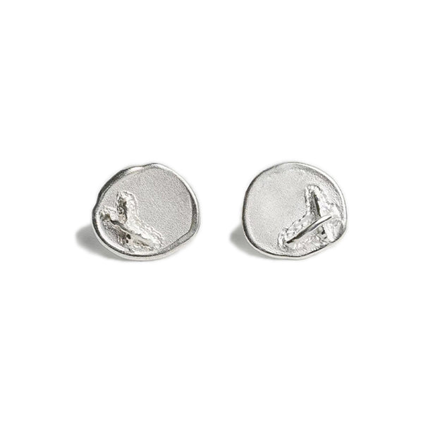 Filial Piety Collection Nestling Ear Studs